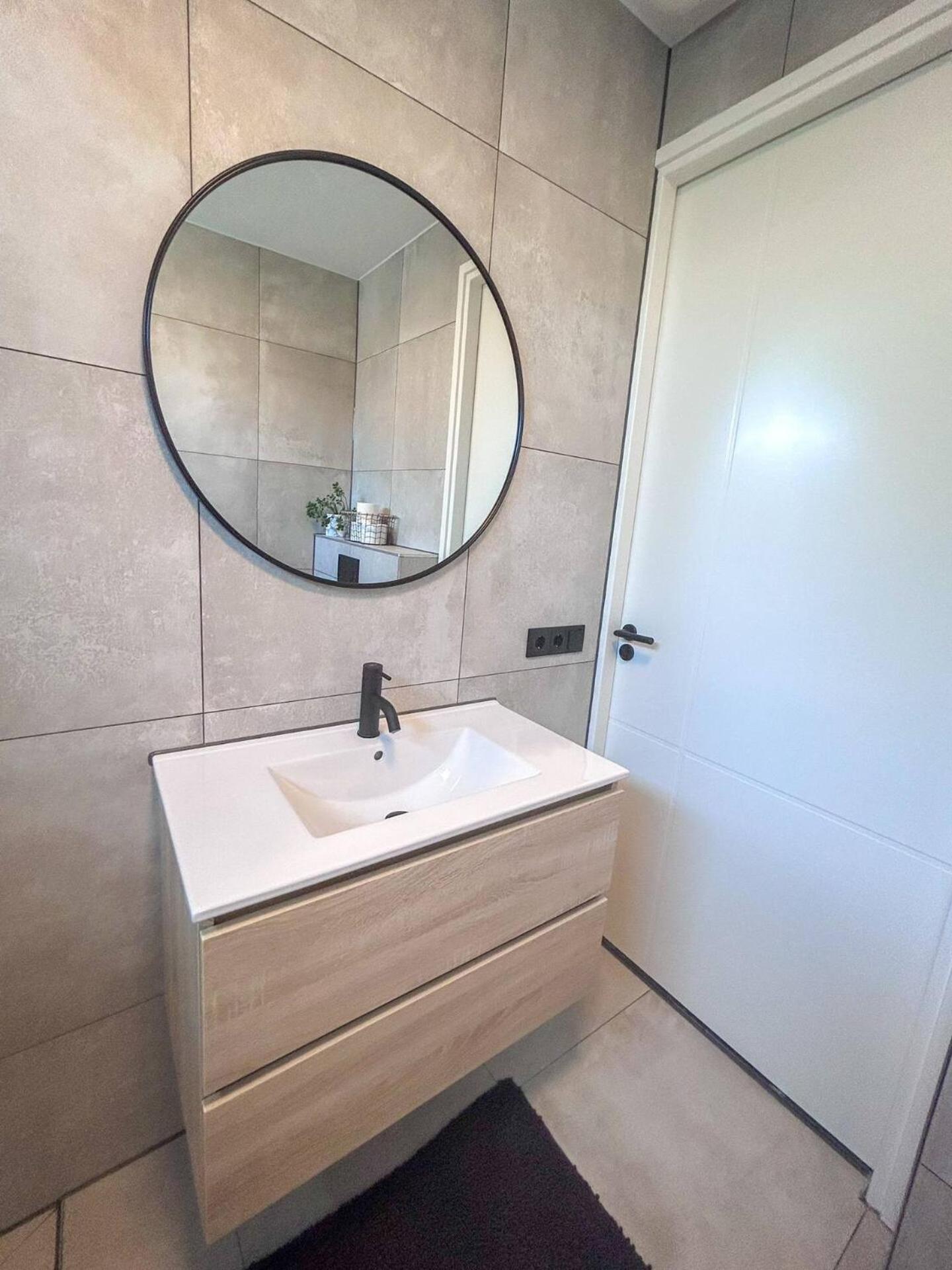 Modern & Convenient Studio 阿纳姆 外观 照片